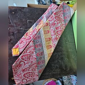 Lennards By DAMON Paisley Red and Gold Men's Tie